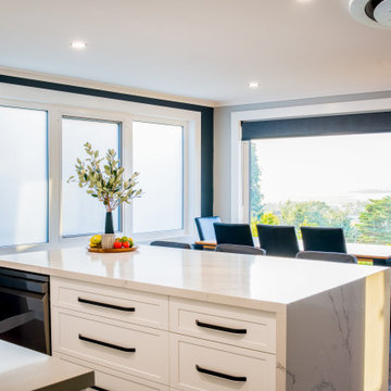 Felicity's Kitchen | Glacier Stone + Marquina Stone
