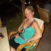 Lozzie Moo's photo