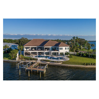 Oyster Bay Estates - Beach Style - Tampa - by DSDG Architects
