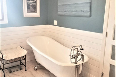 Elegant bathroom photo in Other