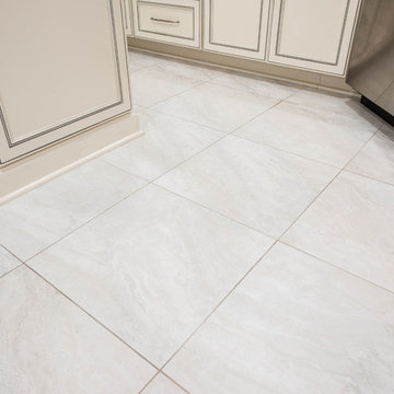 Pretty and Pearlesque Kitchen