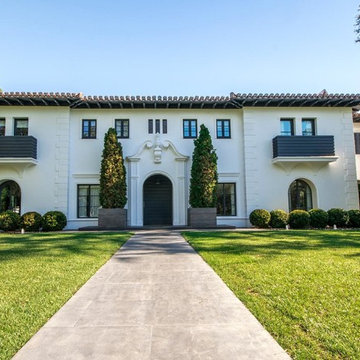 Beverly Hills Palm Drive Residence