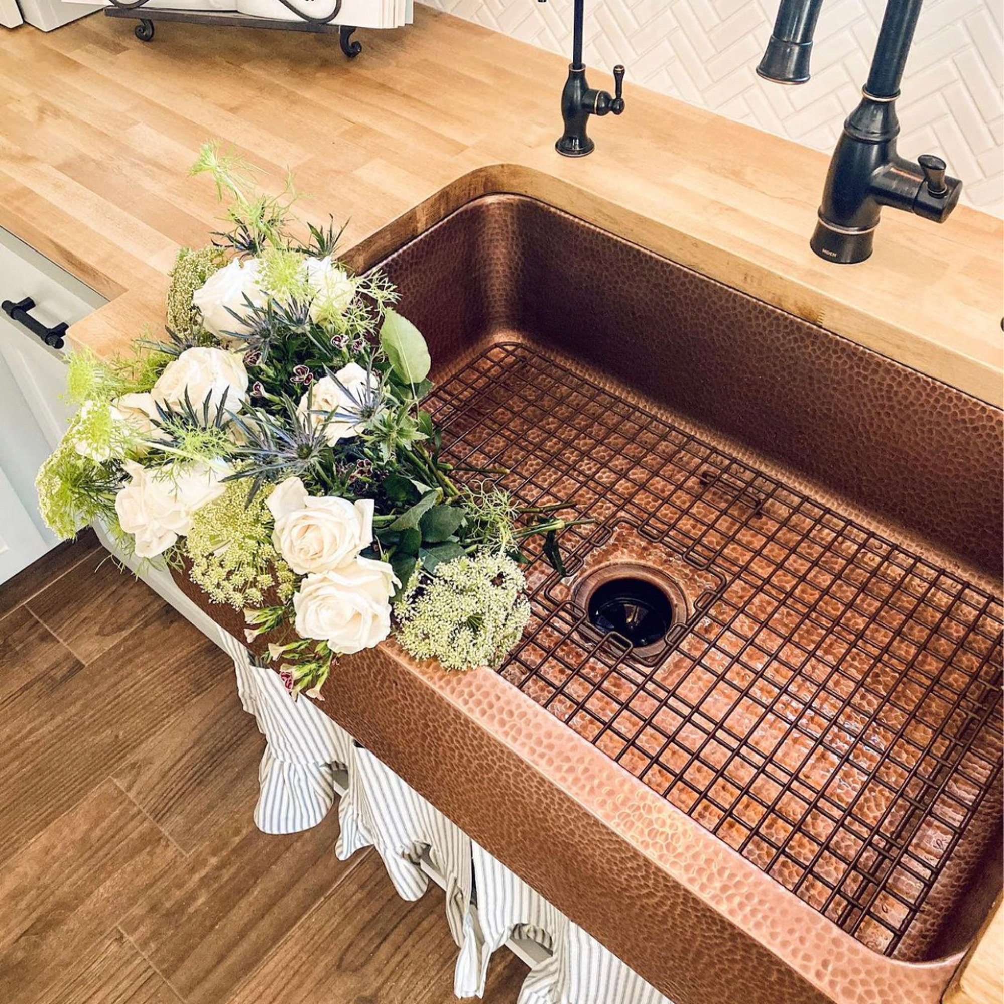 Lange Copper 32" Single Bowl Farmhouse Apron Front Undermount Kitchen Sink