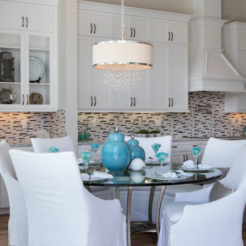 Winterberry Model Dining Area