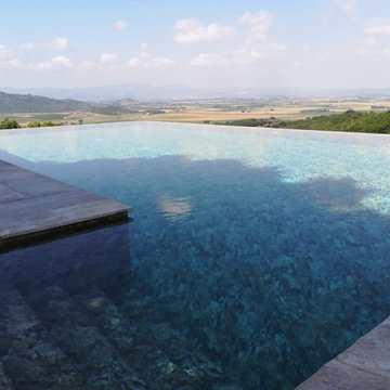 Piscina in collina