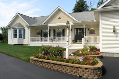 Example of a classic home design design in Burlington