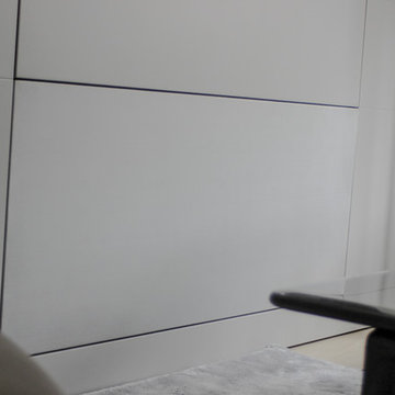 Living Room - Wireless Sound System, Mirror Screen, Home Theatre, One Control