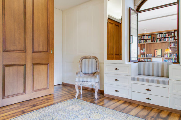 Индийский Спальня by Shabnam Gupta