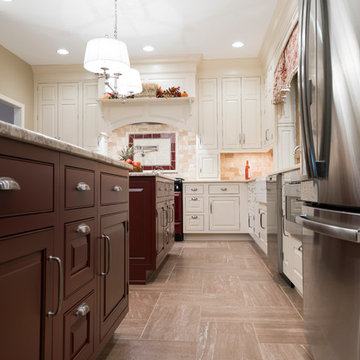 Elegant Colonial Kitchen in Point Ridge Farms-Camp Hill, PA
