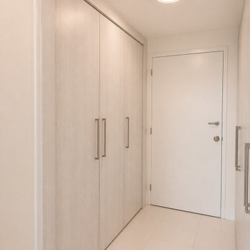 Miami, FL – Custom Closets, Bathroom & Wall Unit