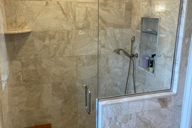 Example of a bathroom design in Minneapolis