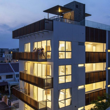105 Lorong G