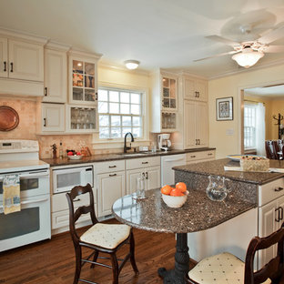 White Traditional Kitchen
