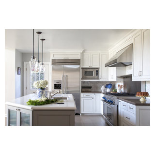 Deervale Residence - Traditional - Kitchen - Los Angeles - by User