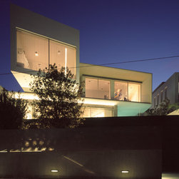 Angle House - Windows