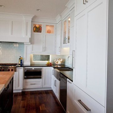Beautiful Transitional Timeless Kitchen