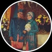 Desi Hastarini's photo