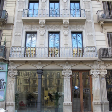Rehabilitación y ampliación edificio de viviendas en la Gran Via de Barcelona