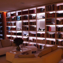 Bücherregal