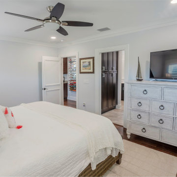 980 Gulf Bedroom