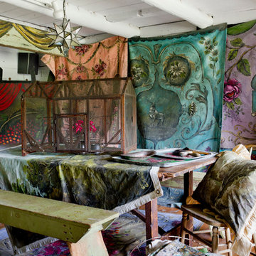 My Houzz: Layers of Patina and an Artist’s Touch in a New York Colonial