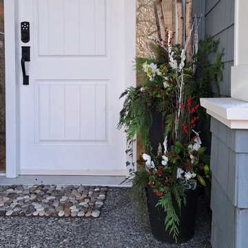 Outdoor Christmas Decorating