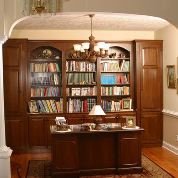 Built Ins, Bookcases, Entertainment Centers, Offices, Hutches