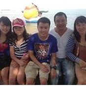 Jing Yu Gan's photo
