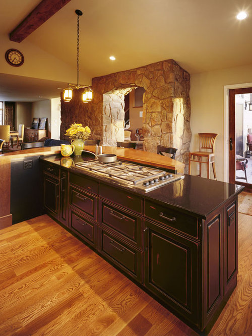 Rustic and Country Kitchen Designs