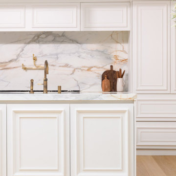 Traditional Mapesbury Handleless Kitchen - Epping