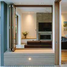 The flow of Modern spaces