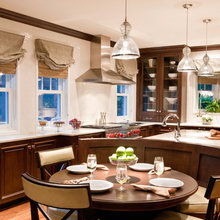 Kitchen Table N Chairs