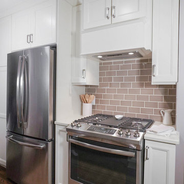 Showplace EVO Kitchen in Edgewater Dover White
