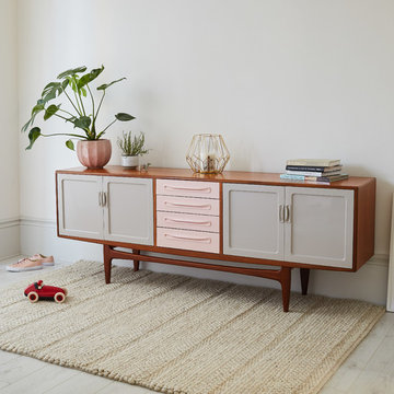 Self. Maxi Sideboard