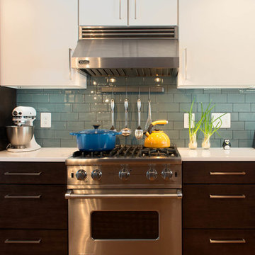 Townhouse Kitchen Remodel - Range