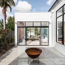 Guls Shores Windows
