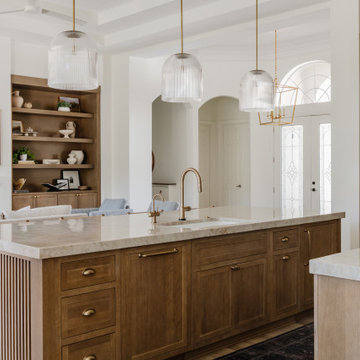 Allie Reed, Designer - Warm Transitional Kitchen in Coastal Oaks