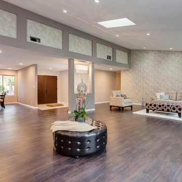 Stagg St, West Hills, CA