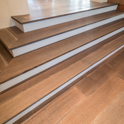 WIde Plank RIft White Oak - Products