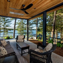 Screened-in Porch