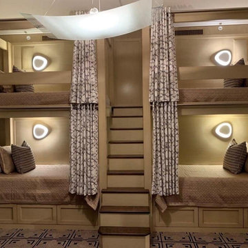 Quadruple Bunk Beds, Maple glazed with center staircase and wall mounted lights