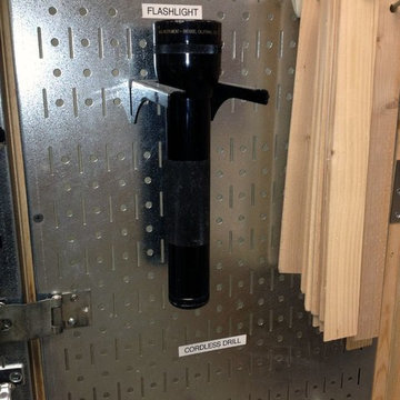 Wall Control's 2in Handle Hanger (PN