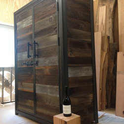 Michigan - Custom Wine Cellar - Beer And Wine Refrigerators