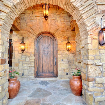 Rustic Ranch Combines Old and New