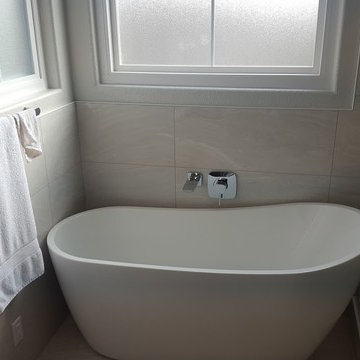 Transitional Bathroom