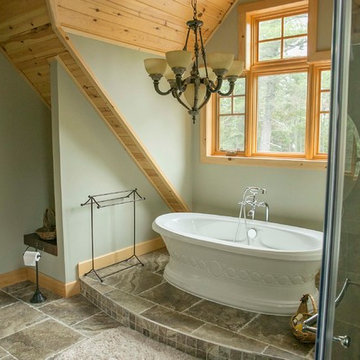 Elliot Lake Log Home
