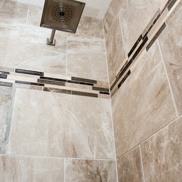 Sundown - Guest Bathroom