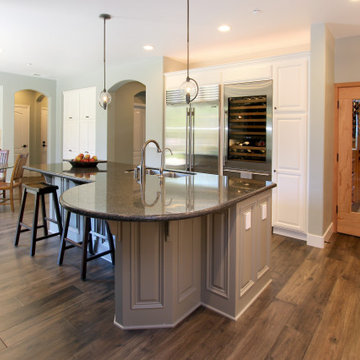 A Wine Connoisseur's Home