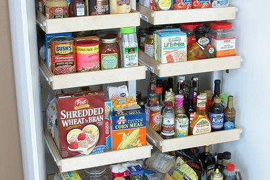 Pantry Roll-out Storage