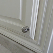 We Own: Cabinet Hardware